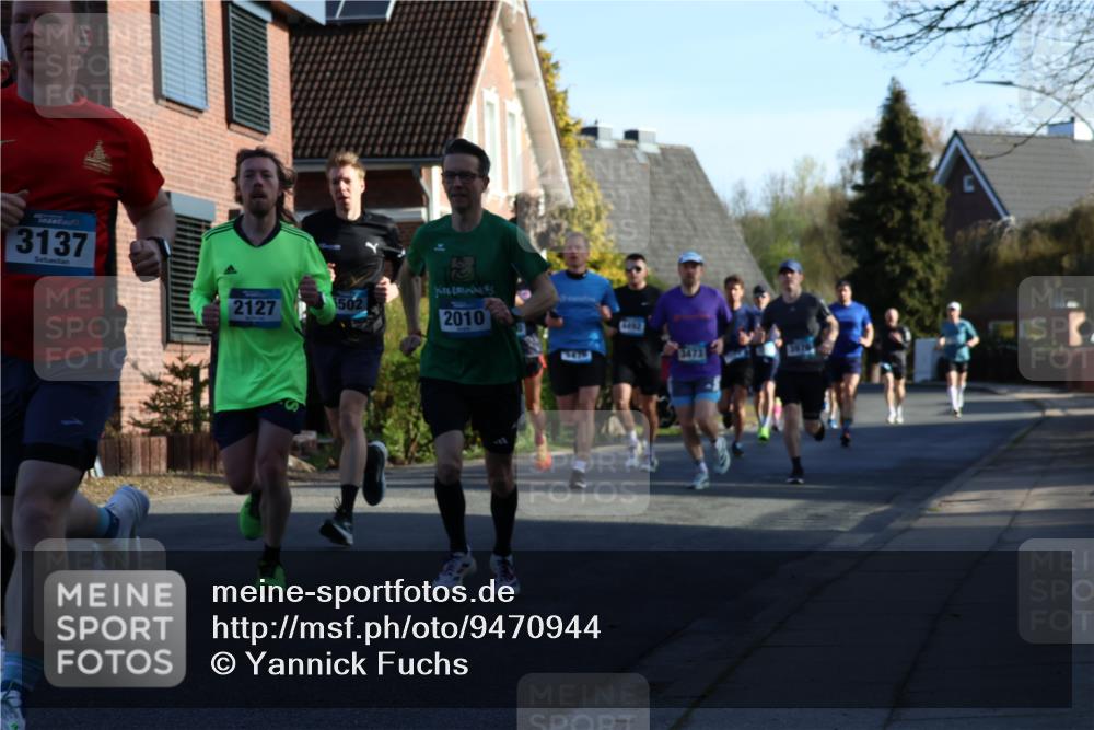 12.04.2026 - 45. Internationalen Wilhelmsburger Insellauf Yannick Fuchs http://msf.ph/oto/9470944 12.04.2026 08:55:28 Laufen 3137, 2127, 502, 2010, 4432, 3473 meine-sportfotos.de