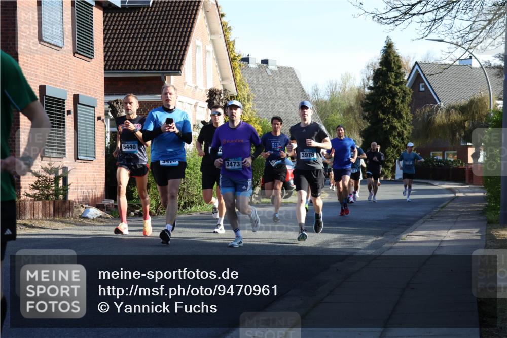 12.04.2026 - 45. Internationalen Wilhelmsburger Insellauf Yannick Fuchs http://msf.ph/oto/9470961 12.04.2026 08:55:29 Laufen 5440, 3473, 3976, 2177 meine-sportfotos.de
