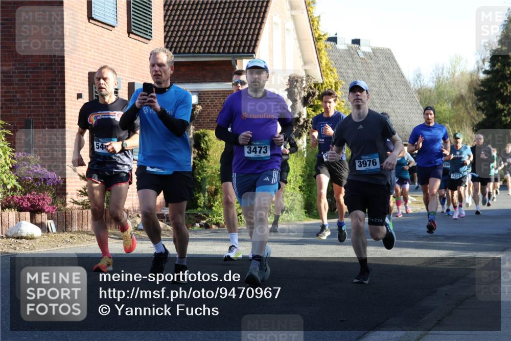 12.04.2026 - 45. Internationalen Wilhelmsburger Insellauf Yannick Fuchs http://msf.ph/oto/9470967 12.04.2026 08:55:30 Laufen 547, 3473, 3976, 2793, 2253, 226 meine-sportfotos.de