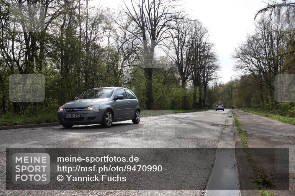 12.04.2026 - 45. Internationalen Wilhelmsburger Insellauf Yannick Fuchs http://msf.ph/oto/9470990 12.04.2026 09:44:30 Laufen 293 meine-sportfotos.de