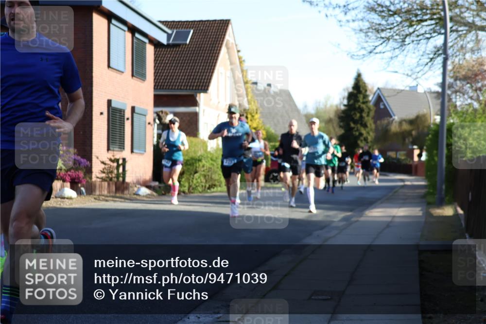 12.04.2026 - 45. Internationalen Wilhelmsburger Insellauf Yannick Fuchs http://msf.ph/oto/9471039 12.04.2026 08:55:34 Laufen  meine-sportfotos.de