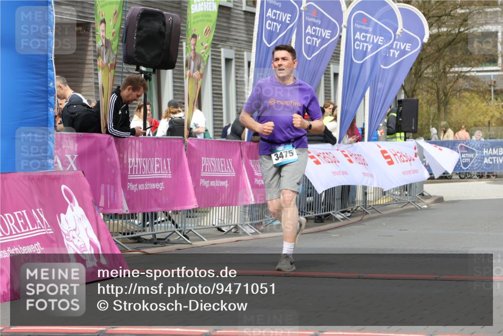 12.04.2026 - 45. Internationalen Wilhelmsburger Insellauf Strokosch-Dieckow http://msf.ph/oto/9471051 12.04.2026 13:37:55 Ziel 3475 meine-sportfotos.de
