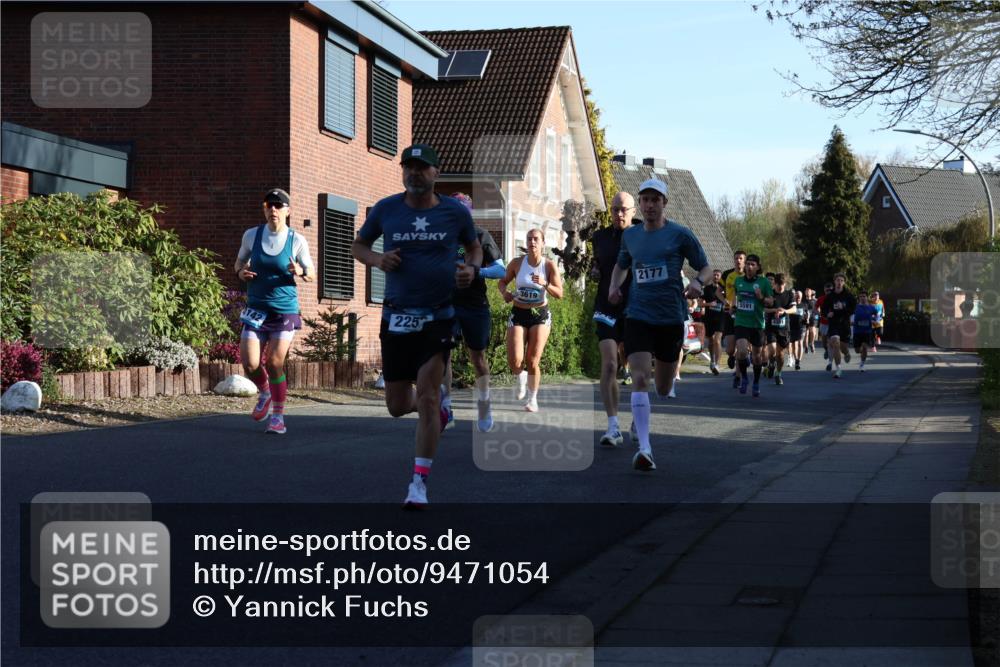 12.04.2026 - 45. Internationalen Wilhelmsburger Insellauf Yannick Fuchs http://msf.ph/oto/9471054 12.04.2026 08:55:36 Laufen 225, 3619, 2177, 5591 meine-sportfotos.de