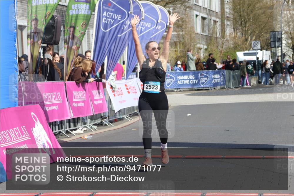 12.04.2026 - 45. Internationalen Wilhelmsburger Insellauf Strokosch-Dieckow http://msf.ph/oto/9471077 12.04.2026 11:27:10 Ziel 2523 meine-sportfotos.de
