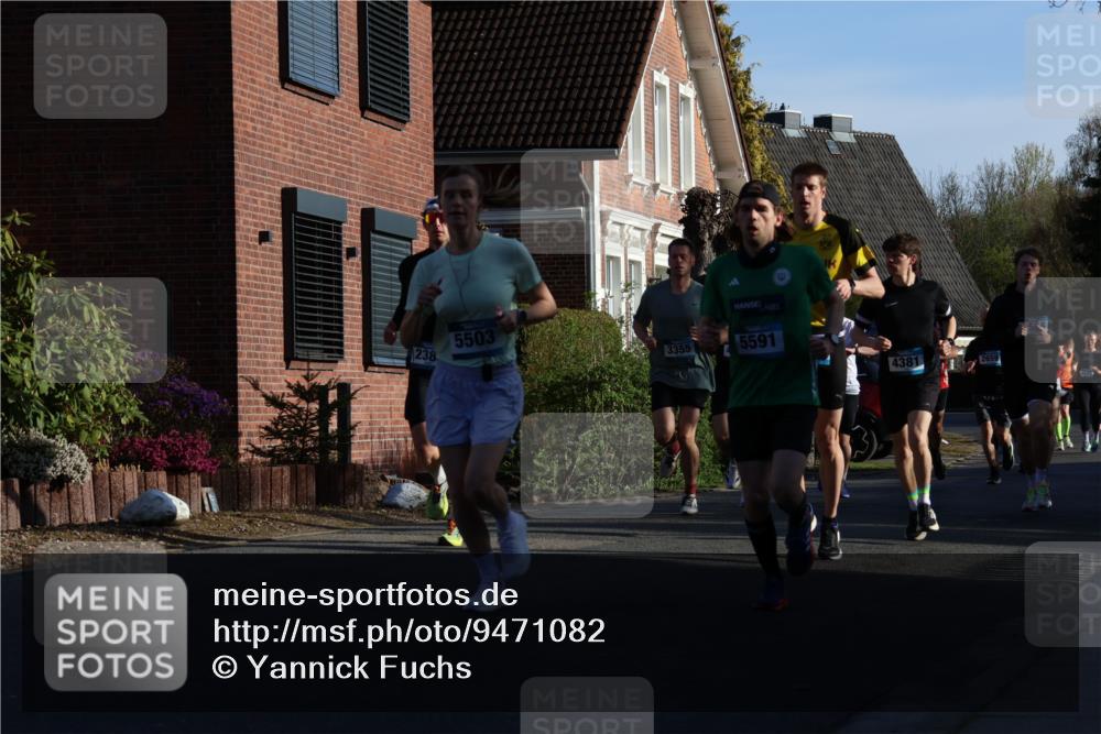 12.04.2026 - 45. Internationalen Wilhelmsburger Insellauf Yannick Fuchs http://msf.ph/oto/9471082 12.04.2026 08:55:39 Laufen 5503, 238, 3355, 5591, 4381 meine-sportfotos.de