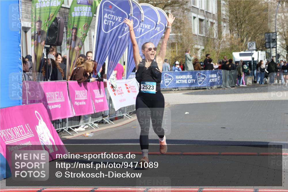 12.04.2026 - 45. Internationalen Wilhelmsburger Insellauf Strokosch-Dieckow http://msf.ph/oto/9471089 12.04.2026 11:27:10 Ziel 2523 meine-sportfotos.de