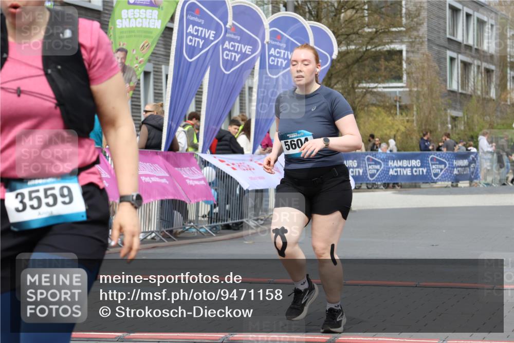 12.04.2026 - 45. Internationalen Wilhelmsburger Insellauf Strokosch-Dieckow http://msf.ph/oto/9471158 12.04.2026 13:37:29 Ziel 3559, 5604 meine-sportfotos.de