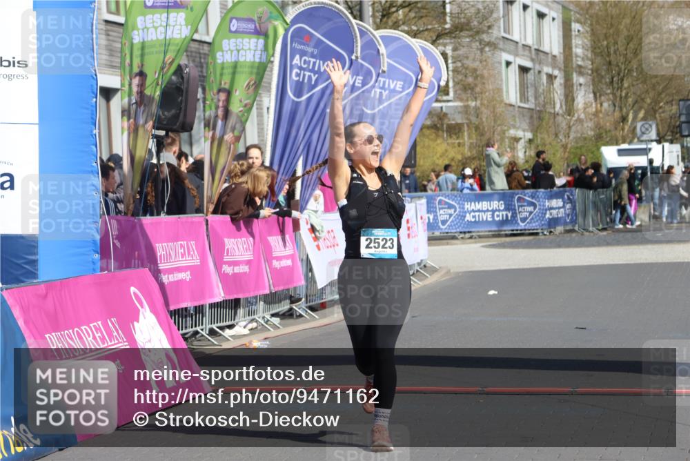 12.04.2026 - 45. Internationalen Wilhelmsburger Insellauf Strokosch-Dieckow http://msf.ph/oto/9471162 12.04.2026 11:27:10 Ziel 2523 meine-sportfotos.de