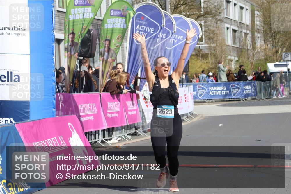 12.04.2026 - 45. Internationalen Wilhelmsburger Insellauf Strokosch-Dieckow http://msf.ph/oto/9471182 12.04.2026 11:27:10 Ziel 2523 meine-sportfotos.de