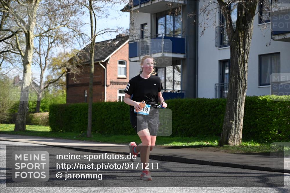 12.04.2026 - 45. Internationalen Wilhelmsburger Insellauf J. Mangold http://msf.ph/oto/9471211 12.04.2026 11:25:04 Ziel 4146, 4519, 5559, 2025, 2025, 2542, 3168, 3775 meine-sportfotos.de