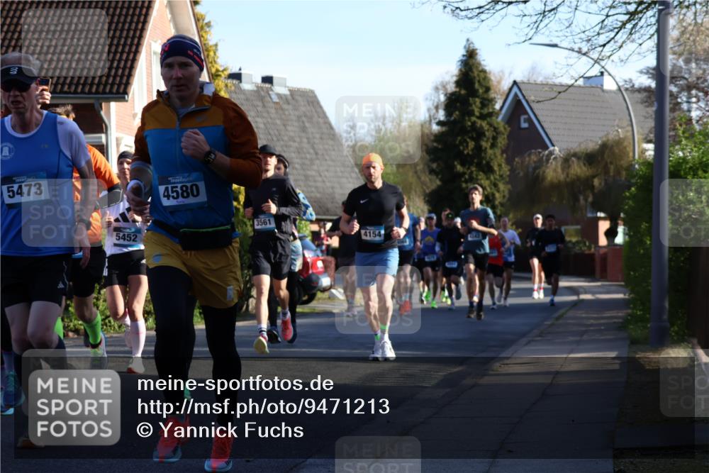 12.04.2026 - 45. Internationalen Wilhelmsburger Insellauf Yannick Fuchs http://msf.ph/oto/9471213 12.04.2026 08:55:49 Laufen 5473, 5452, 4580, 3561, 4154 meine-sportfotos.de