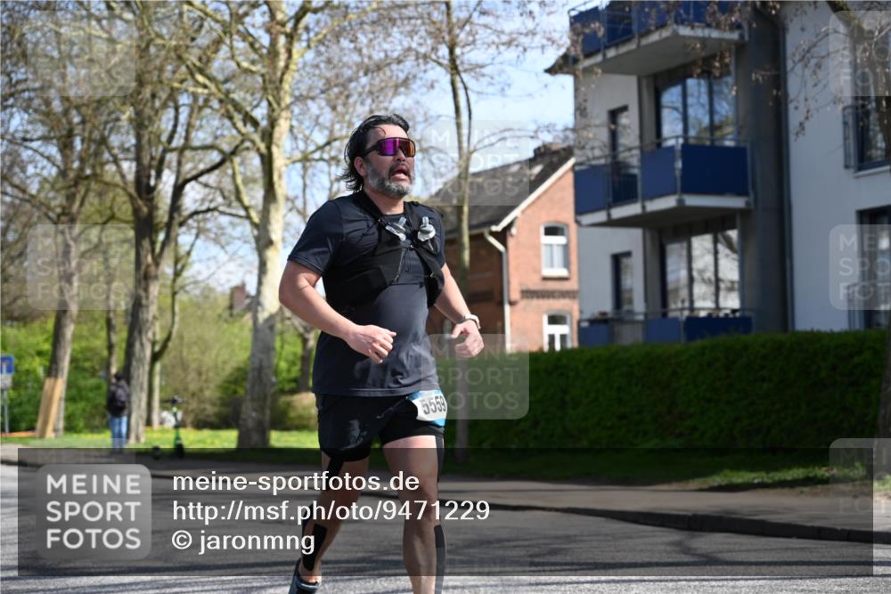 12.04.2026 - 45. Internationalen Wilhelmsburger Insellauf J. Mangold http://msf.ph/oto/9471229 12.04.2026 11:25:06 Ziel 4146, 4519, 5559, 2025, 2542, 2542, 3168, 3775 meine-sportfotos.de
