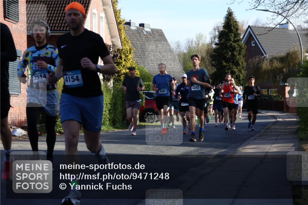 12.04.2026 - 45. Internationalen Wilhelmsburger Insellauf Yannick Fuchs http://msf.ph/oto/9471248 12.04.2026 08:55:52 Laufen 3514, 4154, 4068, 4713, 4242, 4995, 5561, 2377 meine-sportfotos.de