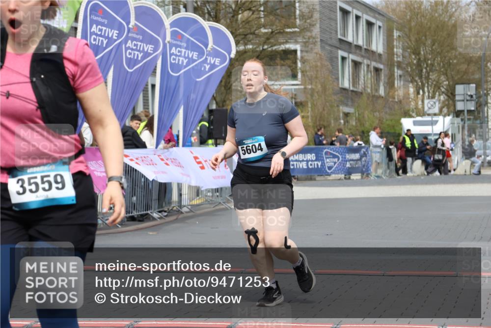 12.04.2026 - 45. Internationalen Wilhelmsburger Insellauf Strokosch-Dieckow http://msf.ph/oto/9471253 12.04.2026 13:37:29 Ziel 3559, 5604 meine-sportfotos.de