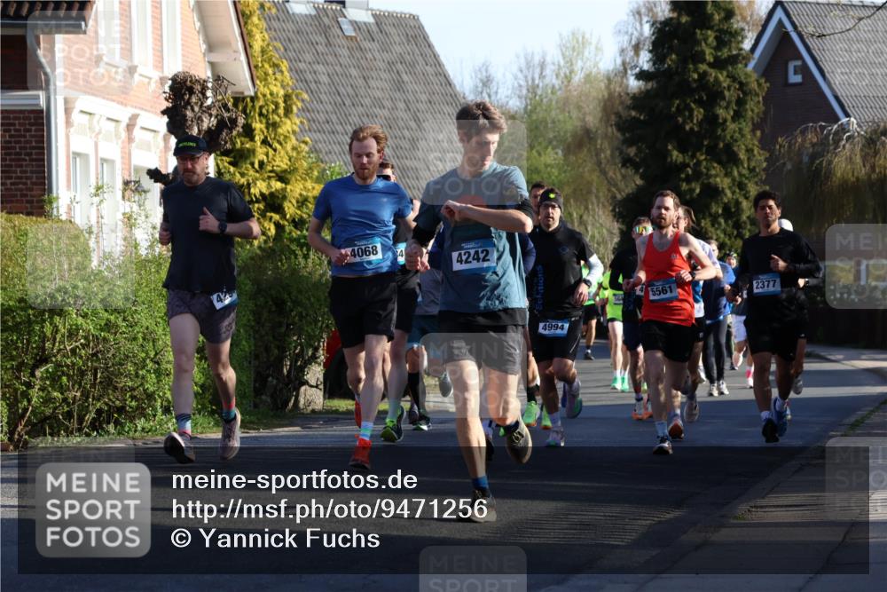 12.04.2026 - 45. Internationalen Wilhelmsburger Insellauf Yannick Fuchs http://msf.ph/oto/9471256 12.04.2026 08:55:53 Laufen 42, 4068, 4, 4242, 4994, 45561, 2377 meine-sportfotos.de