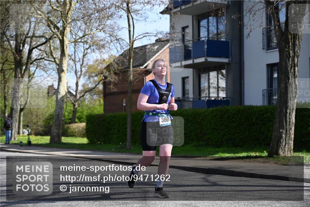 12.04.2026 - 45. Internationalen Wilhelmsburger Insellauf J. Mangold http://msf.ph/oto/9471262 12.04.2026 11:25:23 Ziel 5559, 2025, 2542, 3168, 3775, 3168, 3775, 3253 meine-sportfotos.de
