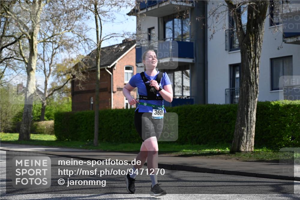 12.04.2026 - 45. Internationalen Wilhelmsburger Insellauf J. Mangold http://msf.ph/oto/9471270 12.04.2026 11:25:23 Ziel 5559, 2025, 2542, 3168, 3775, 3168, 3775, 3253 meine-sportfotos.de