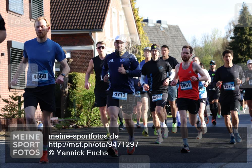 12.04.2026 - 45. Internationalen Wilhelmsburger Insellauf Yannick Fuchs http://msf.ph/oto/9471297 12.04.2026 08:55:55 Laufen 4068, 4713, 1945, 4994, 155561, 40, 2377 meine-sportfotos.de