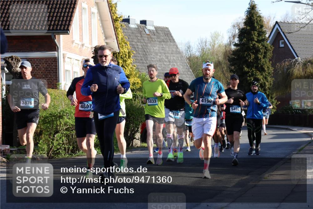12.04.2026 - 45. Internationalen Wilhelmsburger Insellauf Yannick Fuchs http://msf.ph/oto/9471360 12.04.2026 08:56:01 Laufen 3876, 4807, 5833, 4829, 4621, 4190, 5492 meine-sportfotos.de
