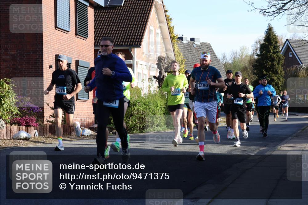 12.04.2026 - 45. Internationalen Wilhelmsburger Insellauf Yannick Fuchs http://msf.ph/oto/9471375 12.04.2026 08:56:02 Laufen 3876, 5833, 5847, 4190, 5492 meine-sportfotos.de
