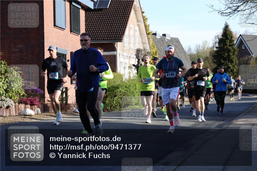 12.04.2026 - 45. Internationalen Wilhelmsburger Insellauf Yannick Fuchs http://msf.ph/oto/9471377 12.04.2026 08:56:02 Laufen 3876, 5833, 4190, 56, 5492 meine-sportfotos.de