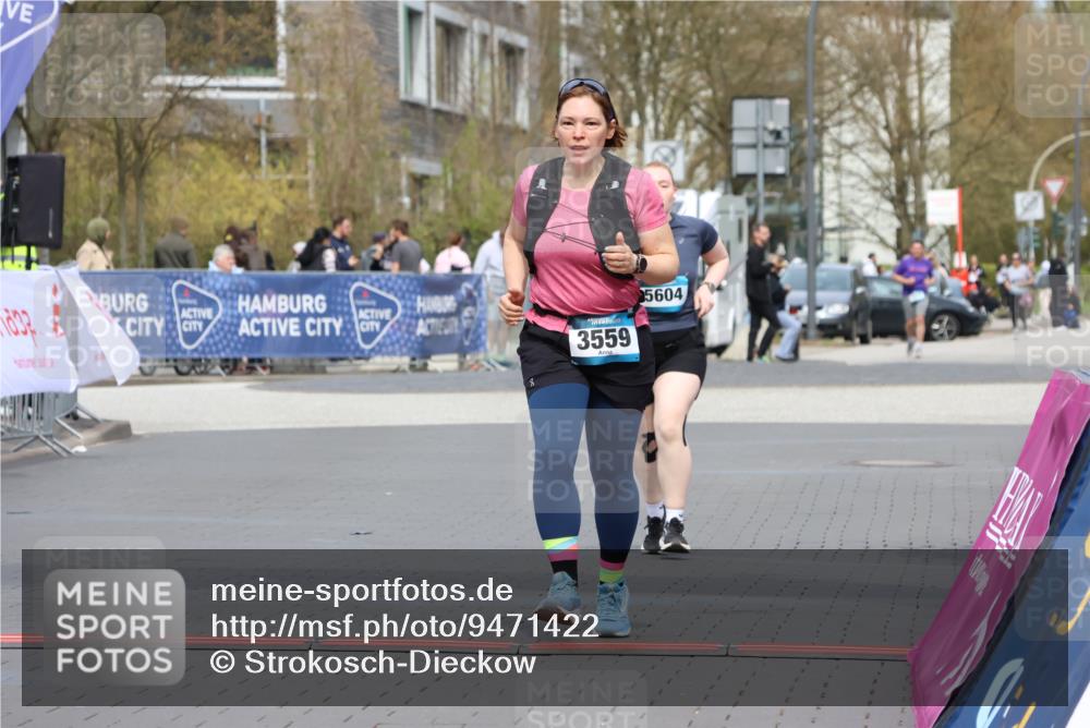 12.04.2026 - 45. Internationalen Wilhelmsburger Insellauf Strokosch-Dieckow http://msf.ph/oto/9471422 12.04.2026 13:37:24 Ziel 3559, 5604 meine-sportfotos.de