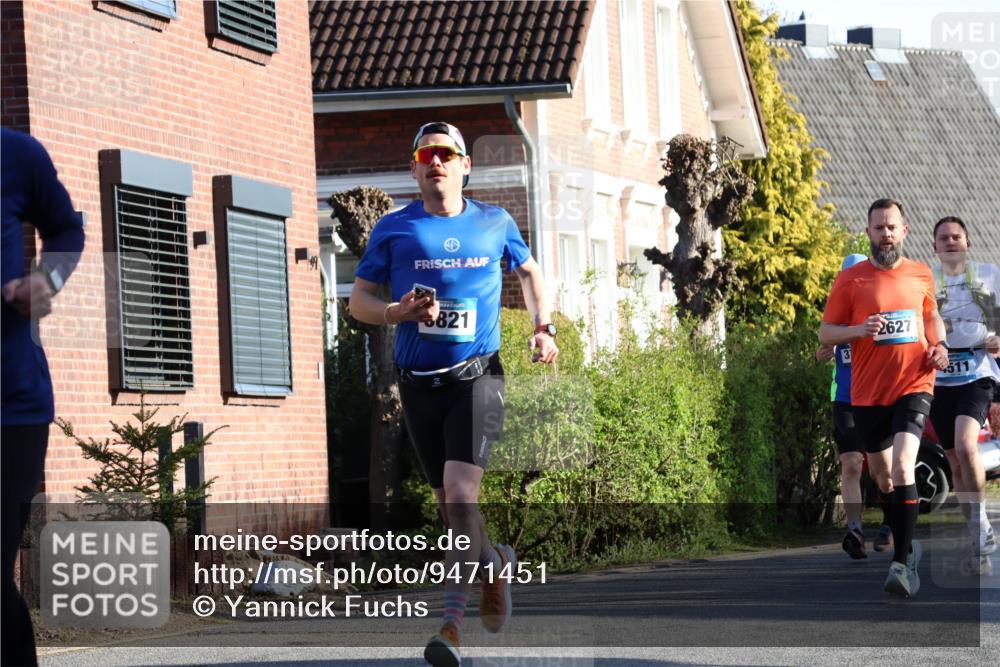 12.04.2026 - 45. Internationalen Wilhelmsburger Insellauf Yannick Fuchs http://msf.ph/oto/9471451 12.04.2026 08:56:08 Laufen 6821, 2627, 511 meine-sportfotos.de