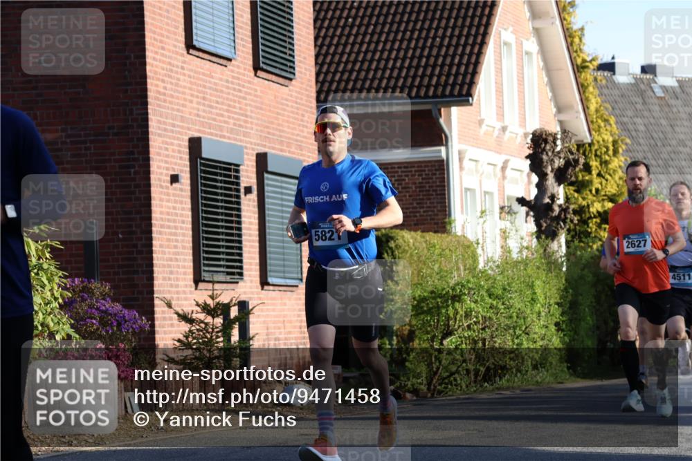 12.04.2026 - 45. Internationalen Wilhelmsburger Insellauf Yannick Fuchs http://msf.ph/oto/9471458 12.04.2026 08:56:09 Laufen 582, 2627, 4511 meine-sportfotos.de