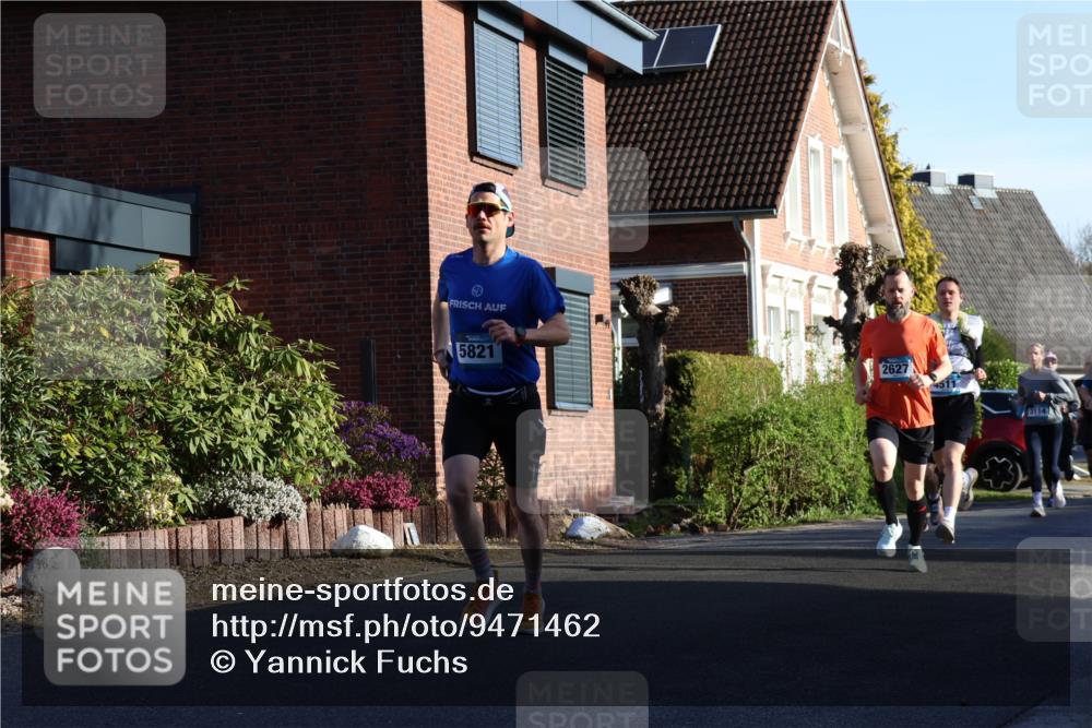 12.04.2026 - 45. Internationalen Wilhelmsburger Insellauf Yannick Fuchs http://msf.ph/oto/9471462 12.04.2026 08:56:09 Laufen 5821, 2627, 451 meine-sportfotos.de