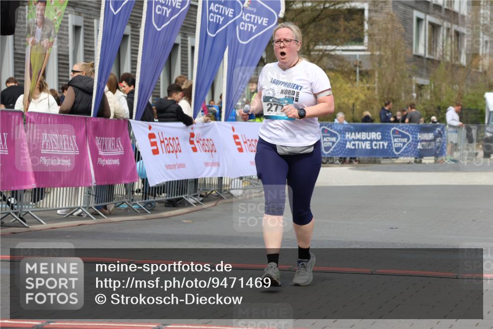 12.04.2026 - 45. Internationalen Wilhelmsburger Insellauf Strokosch-Dieckow http://msf.ph/oto/9471469 12.04.2026 13:37:12 Ziel 2773 meine-sportfotos.de