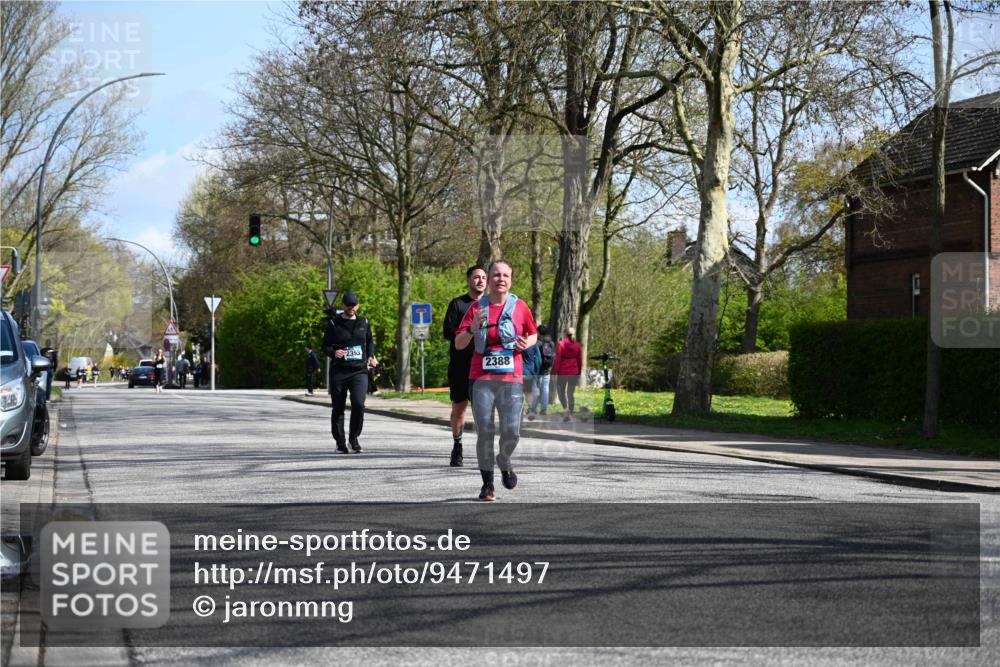 12.04.2026 - 45. Internationalen Wilhelmsburger Insellauf J. Mangold http://msf.ph/oto/9471497 12.04.2026 11:26:06 Ziel 3253, 2207, 2388, 3122, 2353, 2523 meine-sportfotos.de