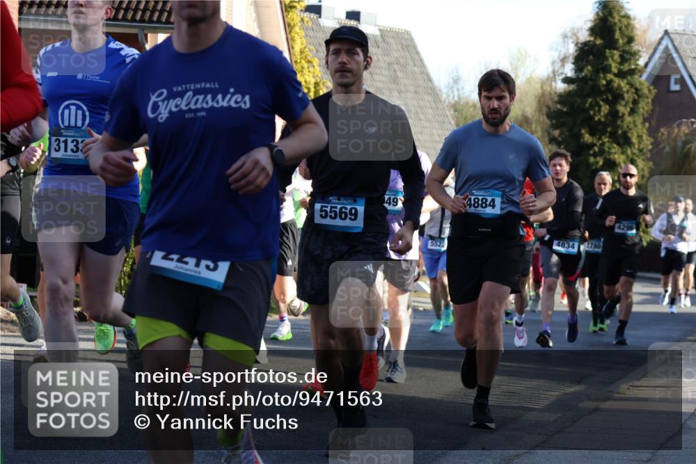 12.04.2026 - 45. Internationalen Wilhelmsburger Insellauf Yannick Fuchs http://msf.ph/oto/9471563 12.04.2026 08:56:17 Laufen 3, 3133, 5569, 49, 5522, 4884, 4296, 4834, 2780 meine-sportfotos.de