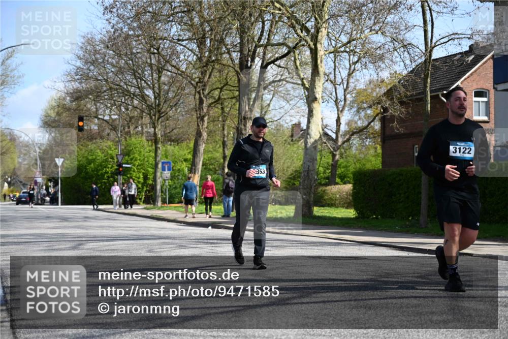 12.04.2026 - 45. Internationalen Wilhelmsburger Insellauf J. Mangold http://msf.ph/oto/9471585 12.04.2026 11:26:10 Ziel 3253, 2207, 2388, 3122, 2353, 2523 meine-sportfotos.de