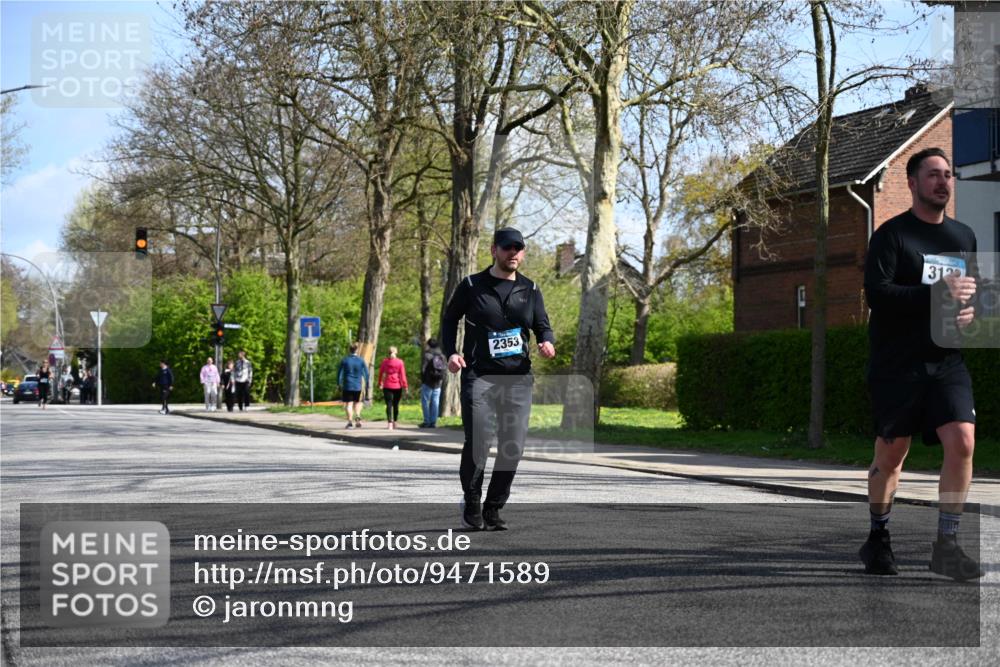 12.04.2026 - 45. Internationalen Wilhelmsburger Insellauf J. Mangold http://msf.ph/oto/9471589 12.04.2026 11:26:10 Ziel 3253, 2207, 2388, 3122, 2353, 2523 meine-sportfotos.de