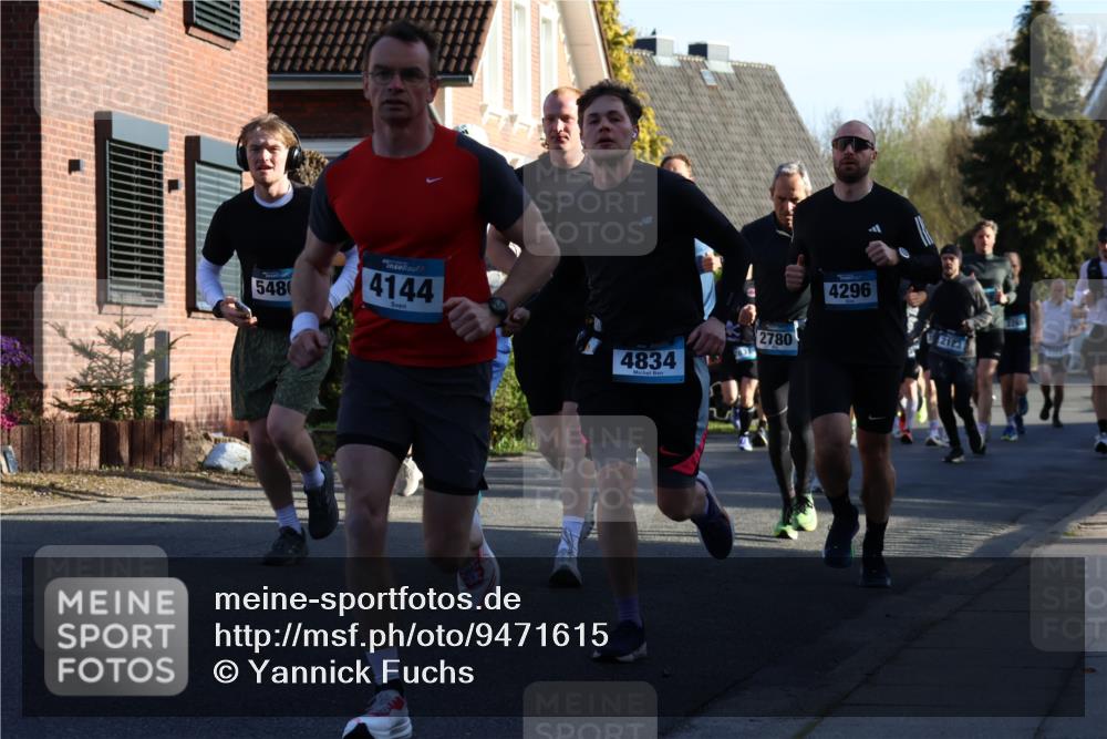 12.04.2026 - 45. Internationalen Wilhelmsburger Insellauf Yannick Fuchs http://msf.ph/oto/9471615 12.04.2026 08:56:21 Laufen 548, 4144, 4834, 2780, 4296, 2123 meine-sportfotos.de