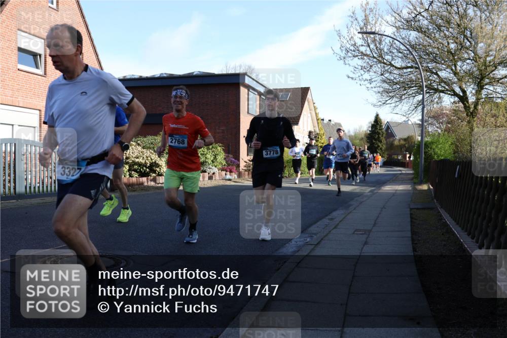 12.04.2026 - 45. Internationalen Wilhelmsburger Insellauf Yannick Fuchs http://msf.ph/oto/9471747 12.04.2026 08:56:32 Laufen 3327, 2768, 3778, 4050 meine-sportfotos.de