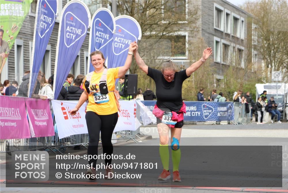 12.04.2026 - 45. Internationalen Wilhelmsburger Insellauf Strokosch-Dieckow http://msf.ph/oto/9471801 12.04.2026 13:36:40 Ziel 5233, 3376 meine-sportfotos.de