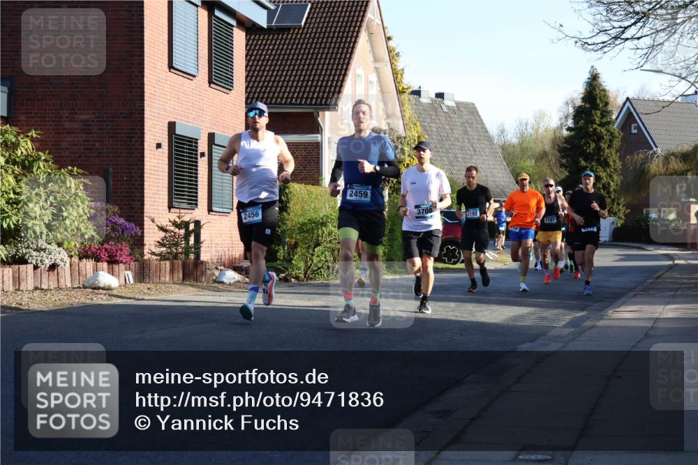 12.04.2026 - 45. Internationalen Wilhelmsburger Insellauf Yannick Fuchs http://msf.ph/oto/9471836 12.04.2026 08:56:39 Laufen 2456, 2459, 3708, 2192, 02, 2181, 4275 meine-sportfotos.de