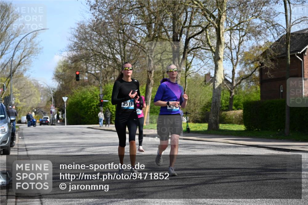 12.04.2026 - 45. Internationalen Wilhelmsburger Insellauf J. Mangold http://msf.ph/oto/9471852 12.04.2026 11:27:52 Ziel 2309, 2310, 2237, 2140, 5831, 2511, 2512, 2352, 3451, 4668, 2297 meine-sportfotos.de