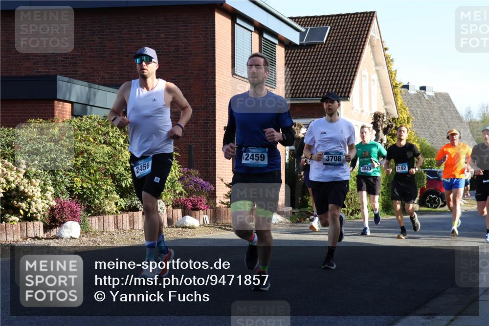 12.04.2026 - 45. Internationalen Wilhelmsburger Insellauf Yannick Fuchs http://msf.ph/oto/9471857 12.04.2026 08:56:40 Laufen 2456, 2459, 3708, 4043, 2192 meine-sportfotos.de