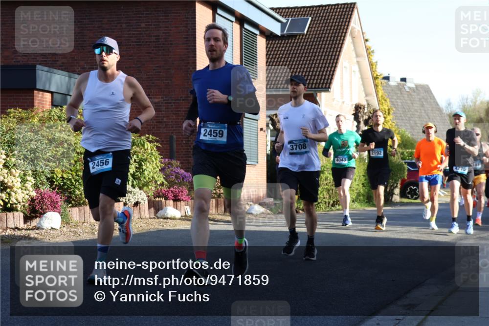 12.04.2026 - 45. Internationalen Wilhelmsburger Insellauf Yannick Fuchs http://msf.ph/oto/9471859 12.04.2026 08:56:40 Laufen 2459, 2456, 3708, 4043, 2192 meine-sportfotos.de