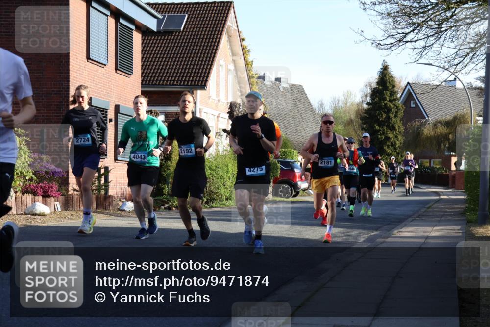 12.04.2026 - 45. Internationalen Wilhelmsburger Insellauf Yannick Fuchs http://msf.ph/oto/9471874 12.04.2026 08:56:42 Laufen 2724, 4043, 2192, 4275, 2181, 2940 meine-sportfotos.de