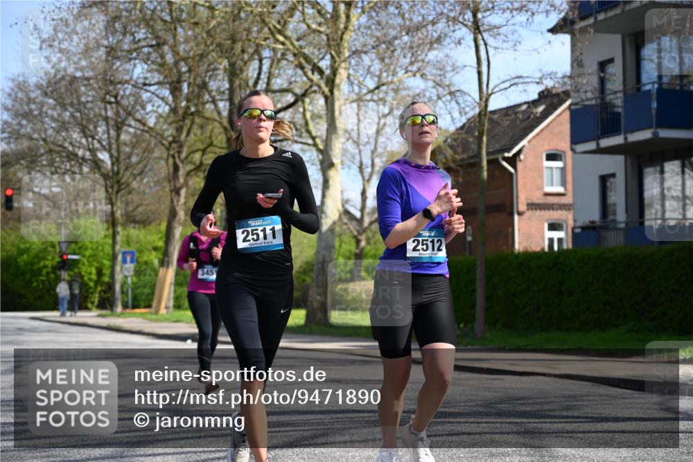 12.04.2026 - 45. Internationalen Wilhelmsburger Insellauf J. Mangold http://msf.ph/oto/9471890 12.04.2026 11:27:54 Ziel 2309, 2310, 2237, 2140, 5831, 2511, 2512, 2352, 3451, 4668, 2297 meine-sportfotos.de