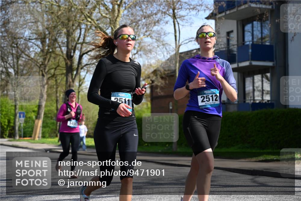 12.04.2026 - 45. Internationalen Wilhelmsburger Insellauf J. Mangold http://msf.ph/oto/9471901 12.04.2026 11:27:54 Ziel 2309, 2310, 2237, 2140, 5831, 2511, 2512, 2352, 3451, 4668, 2297 meine-sportfotos.de