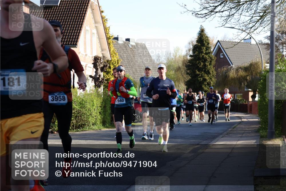 12.04.2026 - 45. Internationalen Wilhelmsburger Insellauf Yannick Fuchs http://msf.ph/oto/9471904 12.04.2026 08:56:44 Laufen 181, 3958, 50, 2940, 2994 meine-sportfotos.de