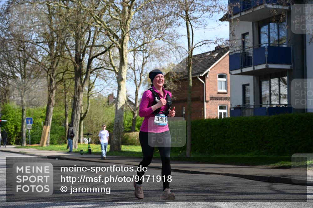 12.04.2026 - 45. Internationalen Wilhelmsburger Insellauf J. Mangold http://msf.ph/oto/9471918 12.04.2026 11:27:55 Ziel 2309, 2310, 2237, 2140, 5831, 2511, 2512, 2352, 3451, 4668, 4668, 2297 meine-sportfotos.de