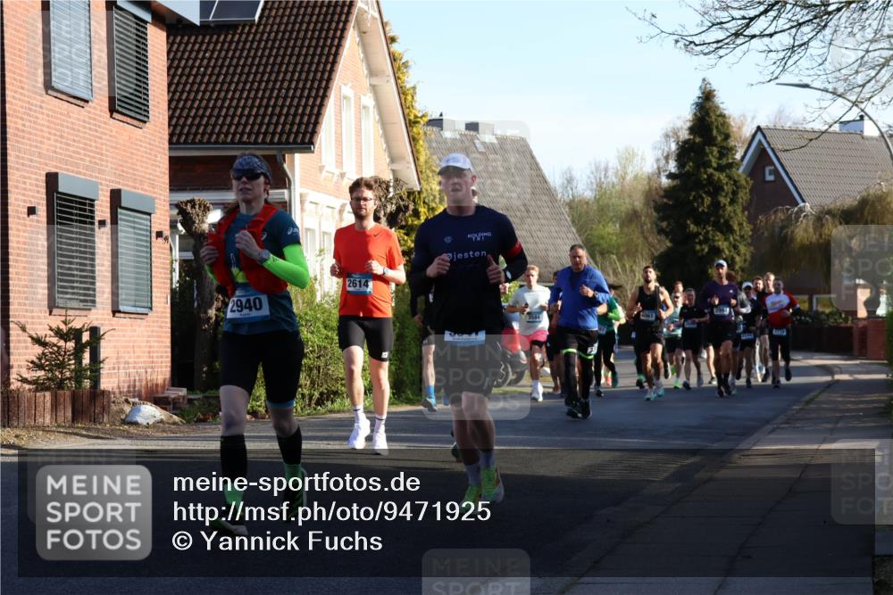 12.04.2026 - 45. Internationalen Wilhelmsburger Insellauf Yannick Fuchs http://msf.ph/oto/9471925 12.04.2026 08:56:45 Laufen 2940, 2614, 3584, 4061, 2710 meine-sportfotos.de