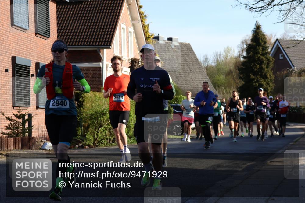 12.04.2026 - 45. Internationalen Wilhelmsburger Insellauf Yannick Fuchs http://msf.ph/oto/9471929 12.04.2026 08:56:46 Laufen 2940, 2614, 3584, 2994, 112 meine-sportfotos.de