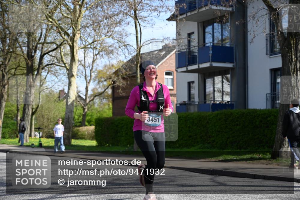 12.04.2026 - 45. Internationalen Wilhelmsburger Insellauf J. Mangold http://msf.ph/oto/9471932 12.04.2026 11:27:56 Ziel 2309, 2310, 2237, 2140, 5831, 2511, 2512, 2352, 3451, 4668, 2297 meine-sportfotos.de