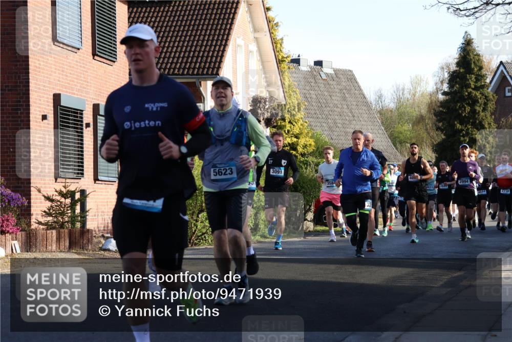 12.04.2026 - 45. Internationalen Wilhelmsburger Insellauf Yannick Fuchs http://msf.ph/oto/9471939 12.04.2026 08:56:47 Laufen 5623, 27, 3091, 3584, 2994, 4833, 2845, 2710, 747, 33 meine-sportfotos.de